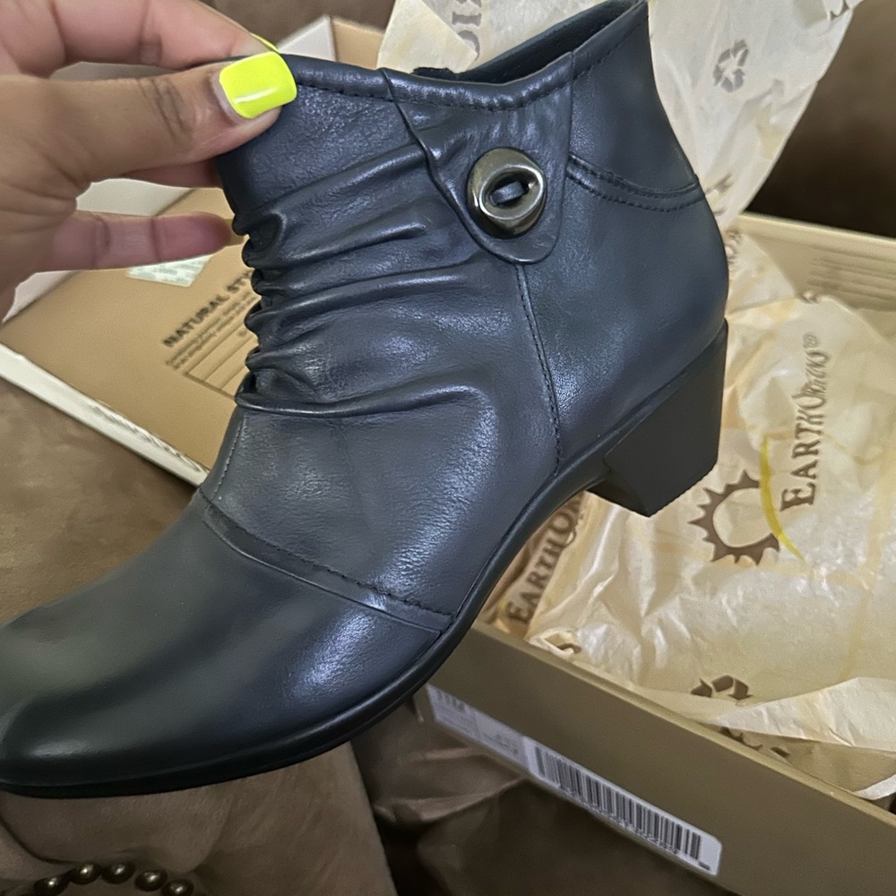 Earth origins bootie